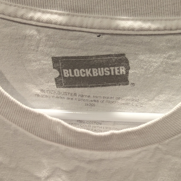Forever 21 Blockbuster Video Long Sleeve Crop - Picture 6 of 6
